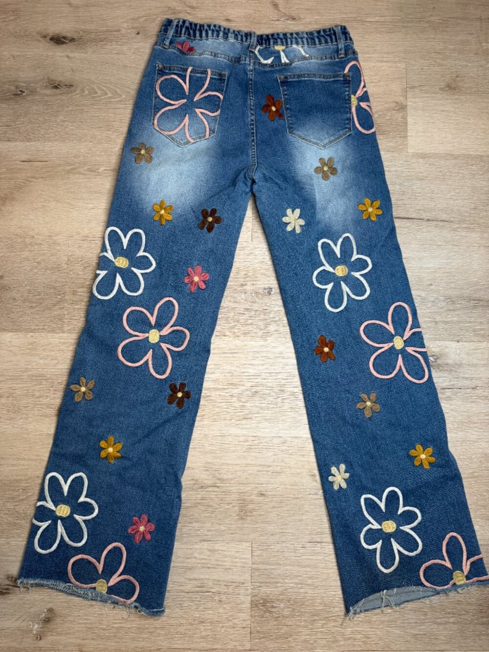 Oli & Hali OH Jeans Floral Embroidered Wide Leg Jeans S - Picture 7 of 7